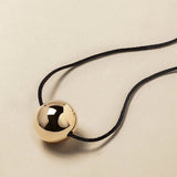 Orb Necklace Gold