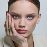 Aperto Emerald Ring Silver