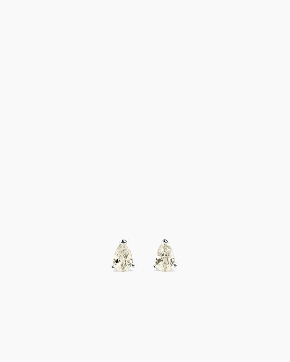 Pear Studs Ivory Silver in the group Shop / Earrings at ANI (ANI-0825-042)