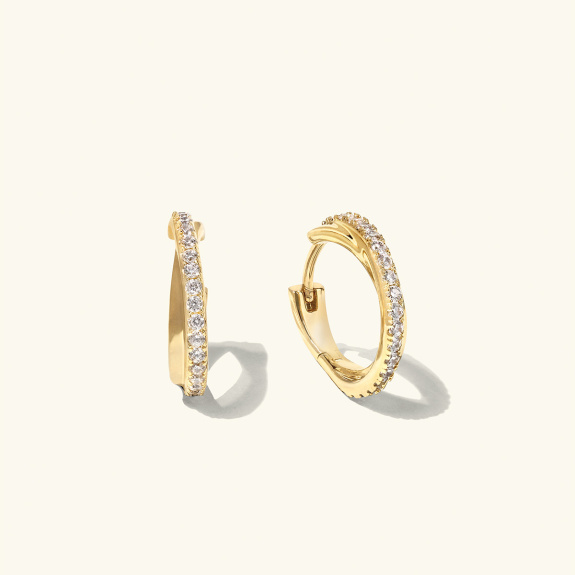Dualité Hoops Small Gold in the group Shop / Earrings at ANI (ANI-1223-001)