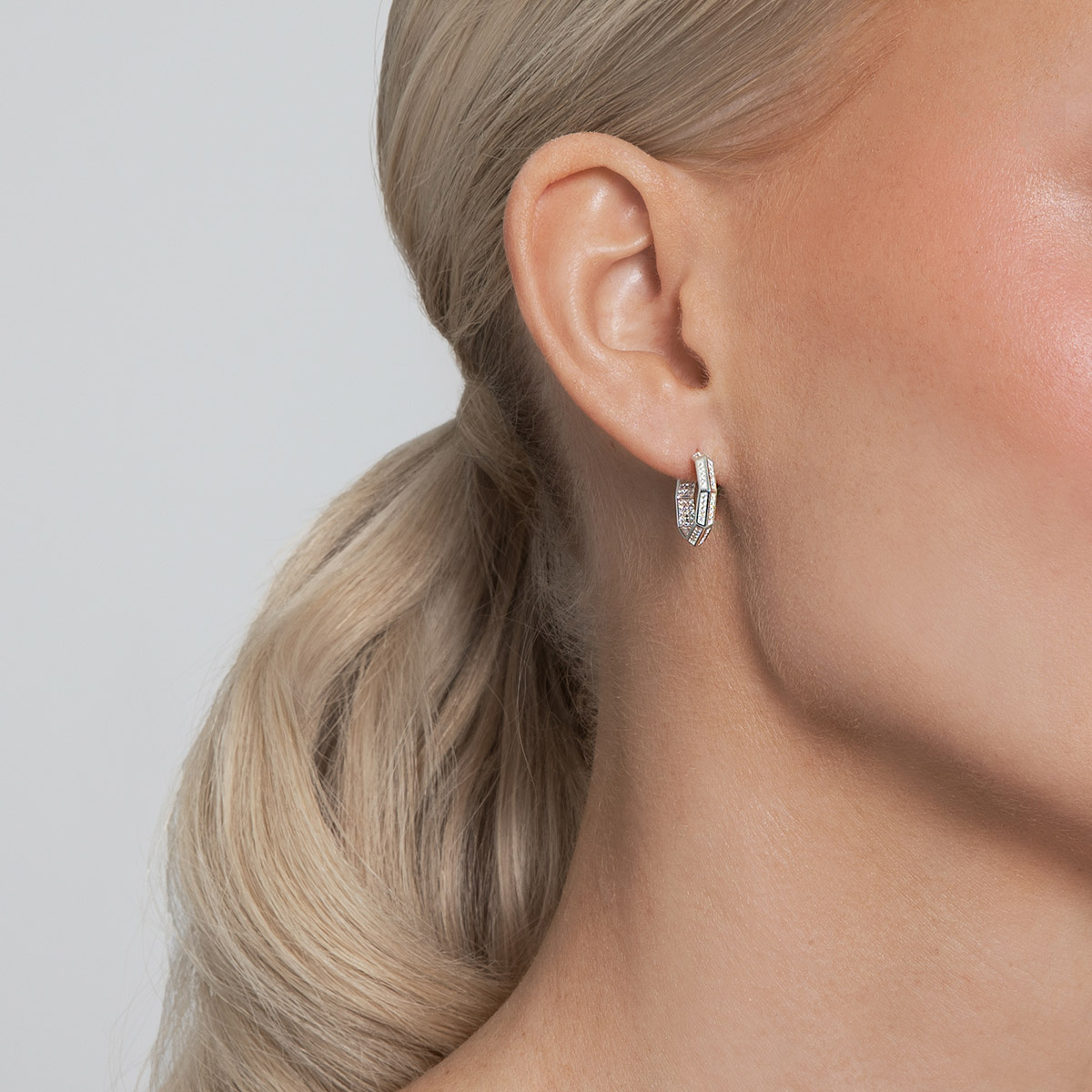 Pav Octagon Earrings Silver ani jewels Bianca Ingrosso